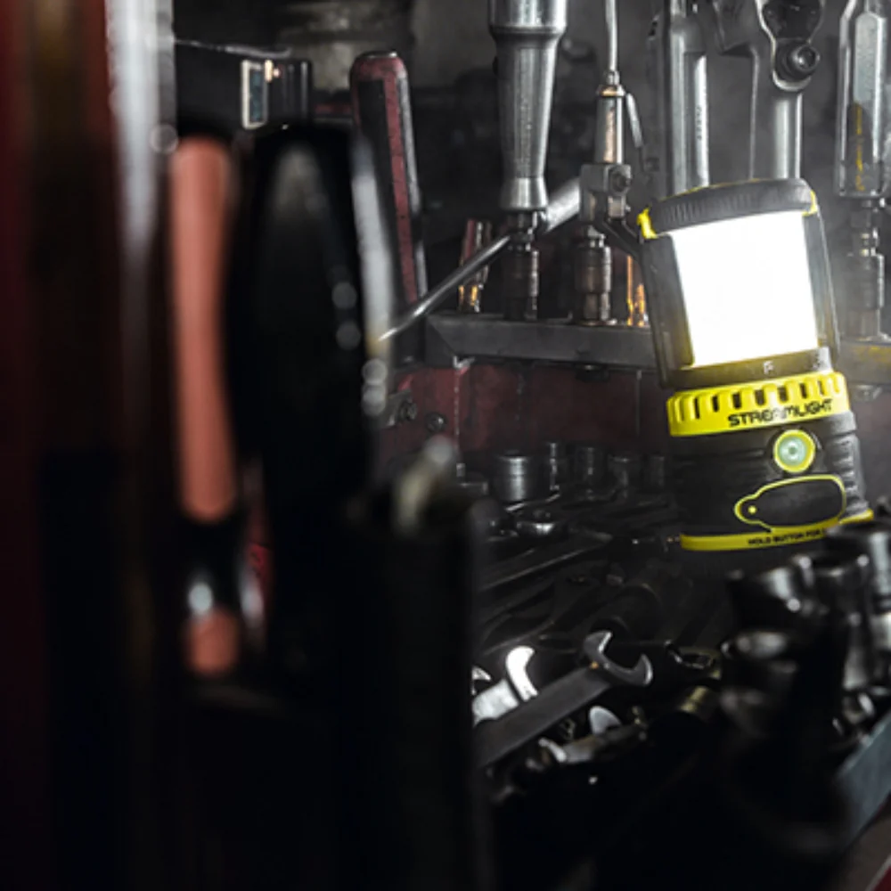Streamlight Super Siege® Work Lantern with International AC Charger (Yellow) | KLL-44946 - Image 5